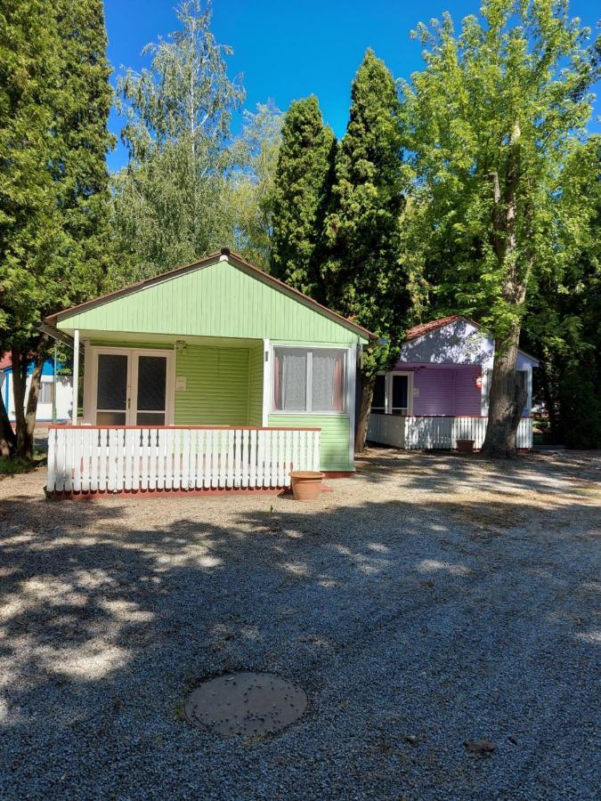 Tulipan Bungalow Camping Resort Gyenesdiás エクステリア 写真